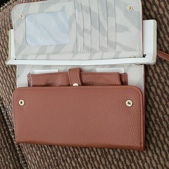 Path Travel Style PathH419107 Brown - Picture 2 of 4